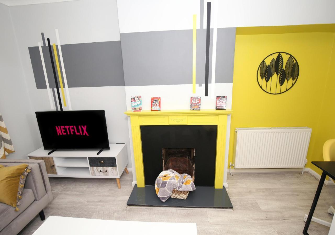 3-Bed House With Parking Near London O2 Apartment Ngoại thất bức ảnh