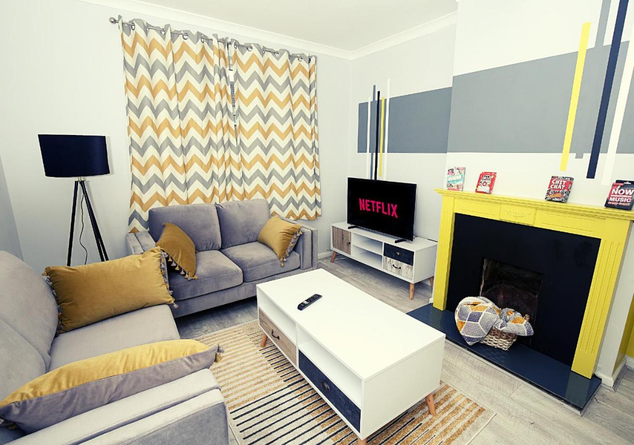 3-Bed House With Parking Near London O2 Apartment Ngoại thất bức ảnh